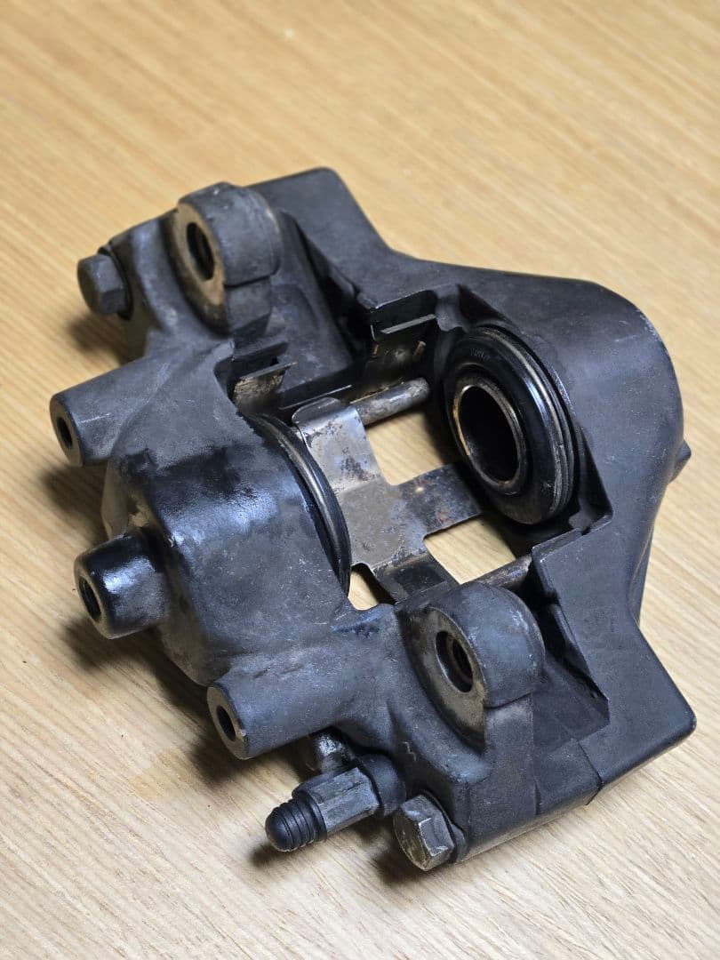 NISSAN ブレーキキャリパー 2pot シルビア スカイライン 油圧サイド等