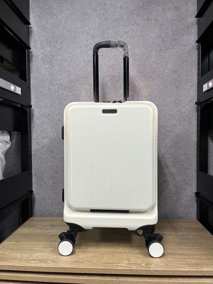 BRIGHTECH Sサイズキャリーケース BRO-18 ストッパーキャスター付