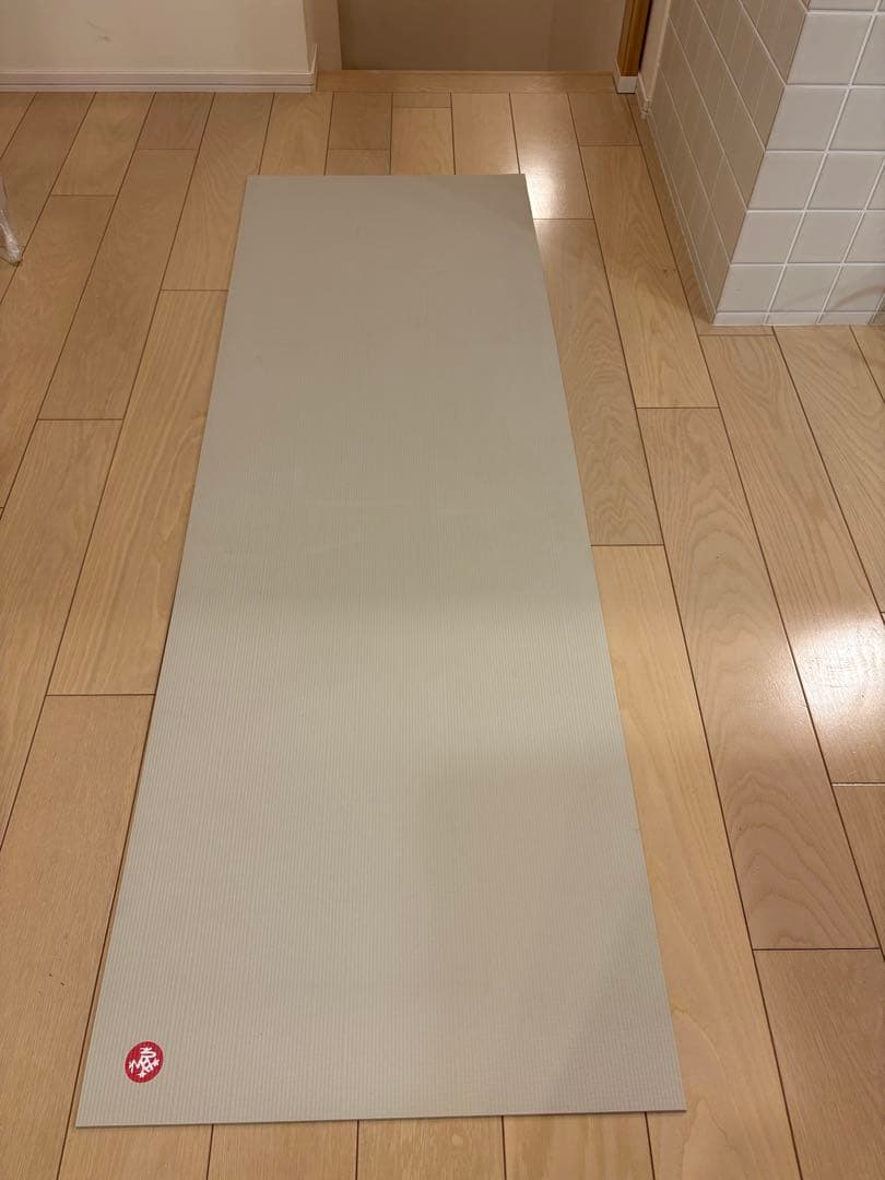 マンドゥカ　ヨガマット　サンド　美品