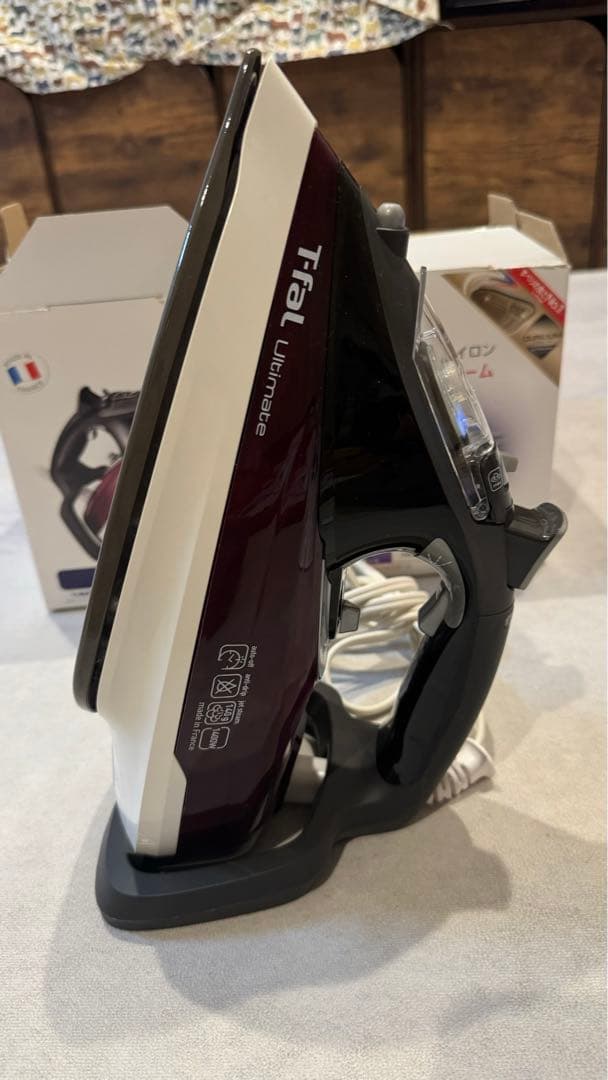 T-fal Ultimate スチームアイロン 1000W