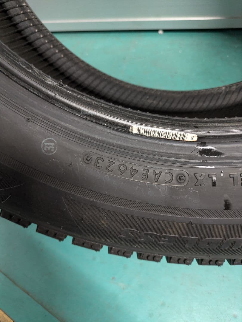 185/65R15　スタッドレスタイヤ　1本売り　VRX2