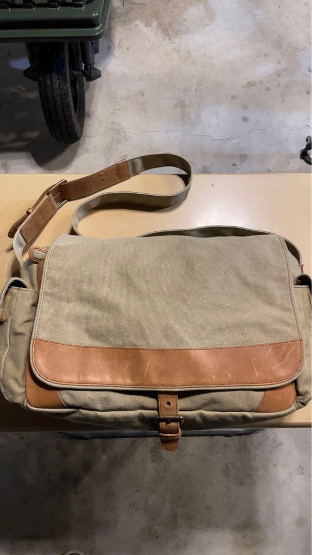 LLbean ベージュ キャンバス レザー メッセンジャーバッグ