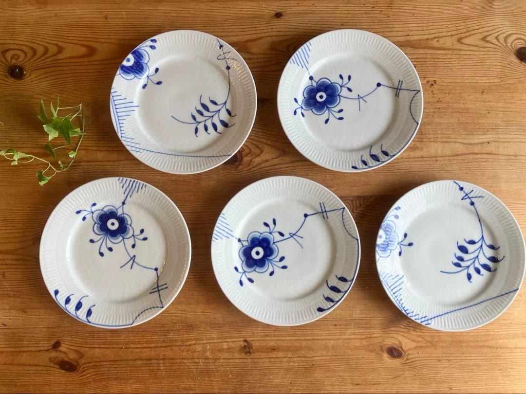 ロイヤルコペンハーゲン　ブルーフルーテッドメガ　19デザートプレート×5