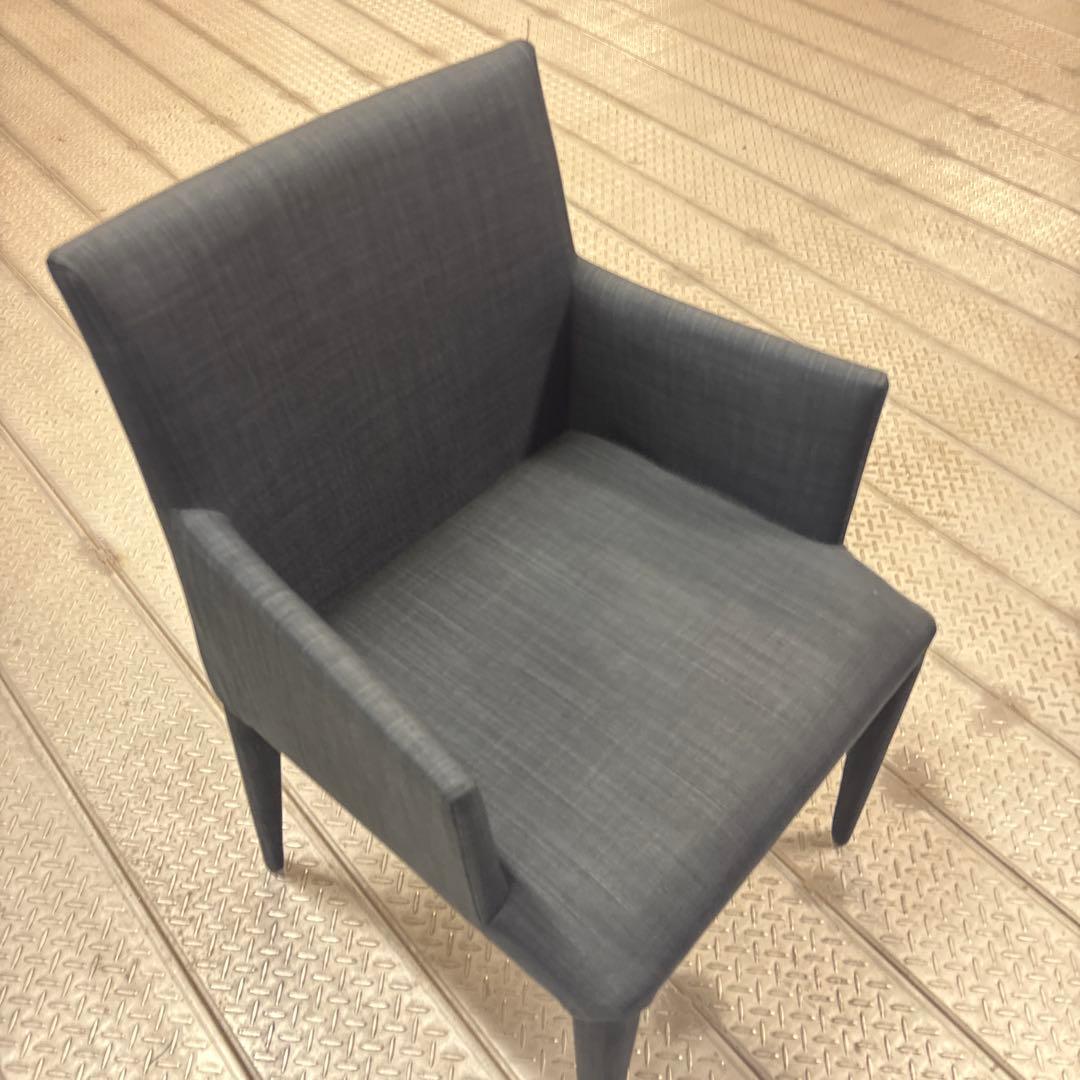 ダイニングアームチェア　1人掛け