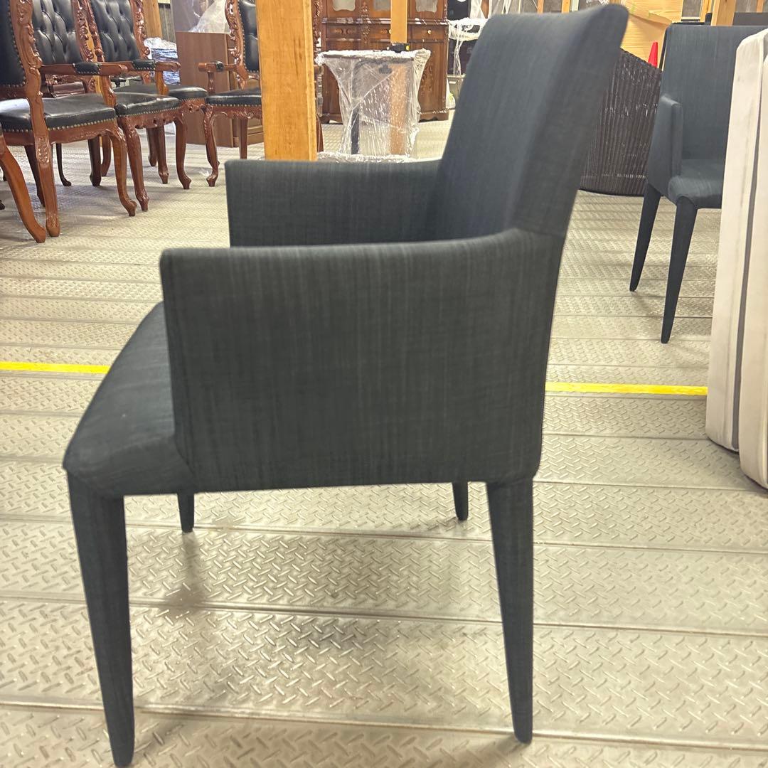 ダイニングアームチェア　1人掛け