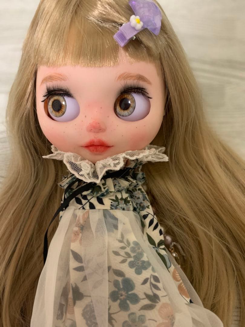 元旦価格　ネオサイズ　カスタムアイシードール