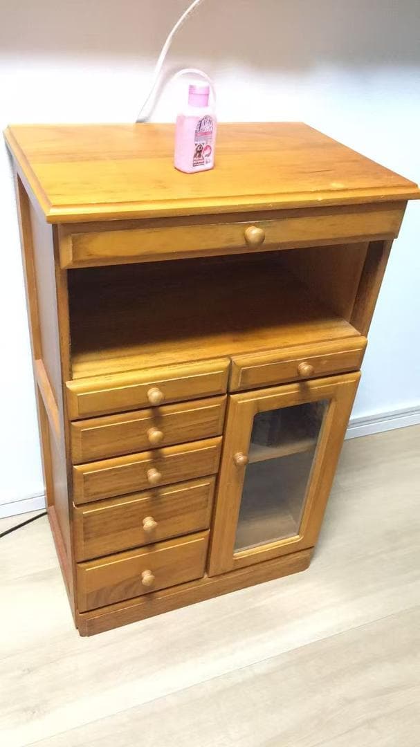 リビングチェスト 木製 隠しキャスター付 色：ブラウン