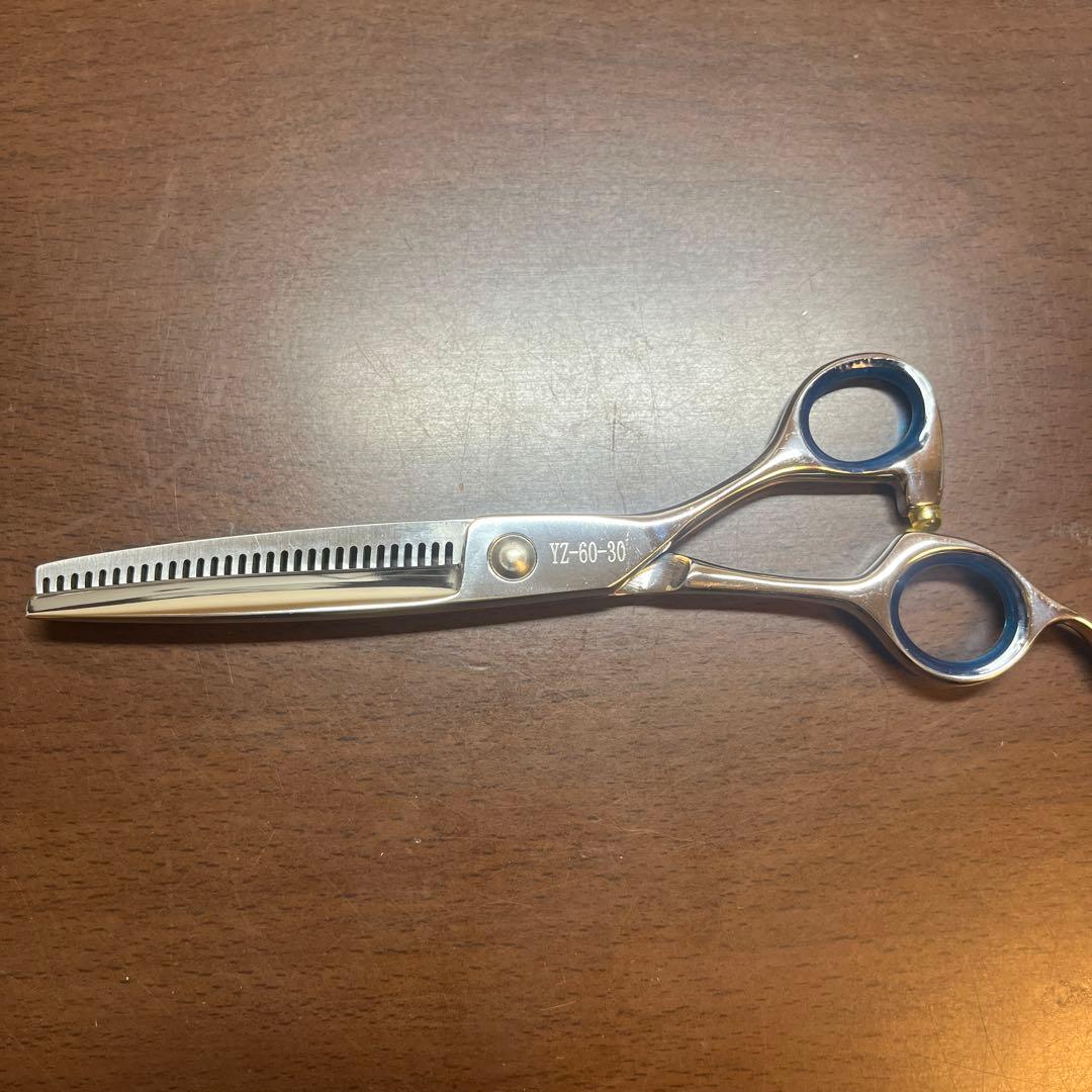 散髪用ハサミ　Luna YS600 Luna YZ-60-30 まとめ売り
