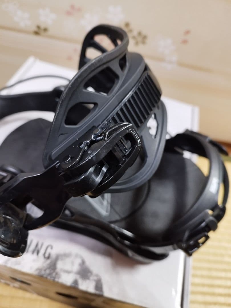 じじ SP PRIVATE スノーボード ビンディング ブラック