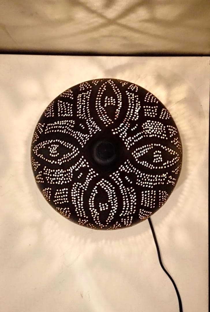 フロアランプ　たまねぎ型　メタル　ブラック