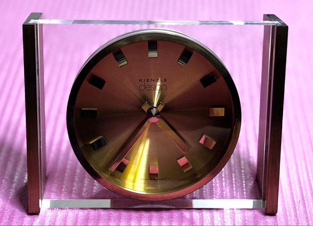 Kienzle ゴールド 置時計 モダンデザイン