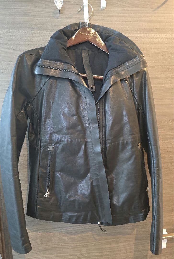 ブラック　レザー　ダウン　ジャケット　アイザックセラム