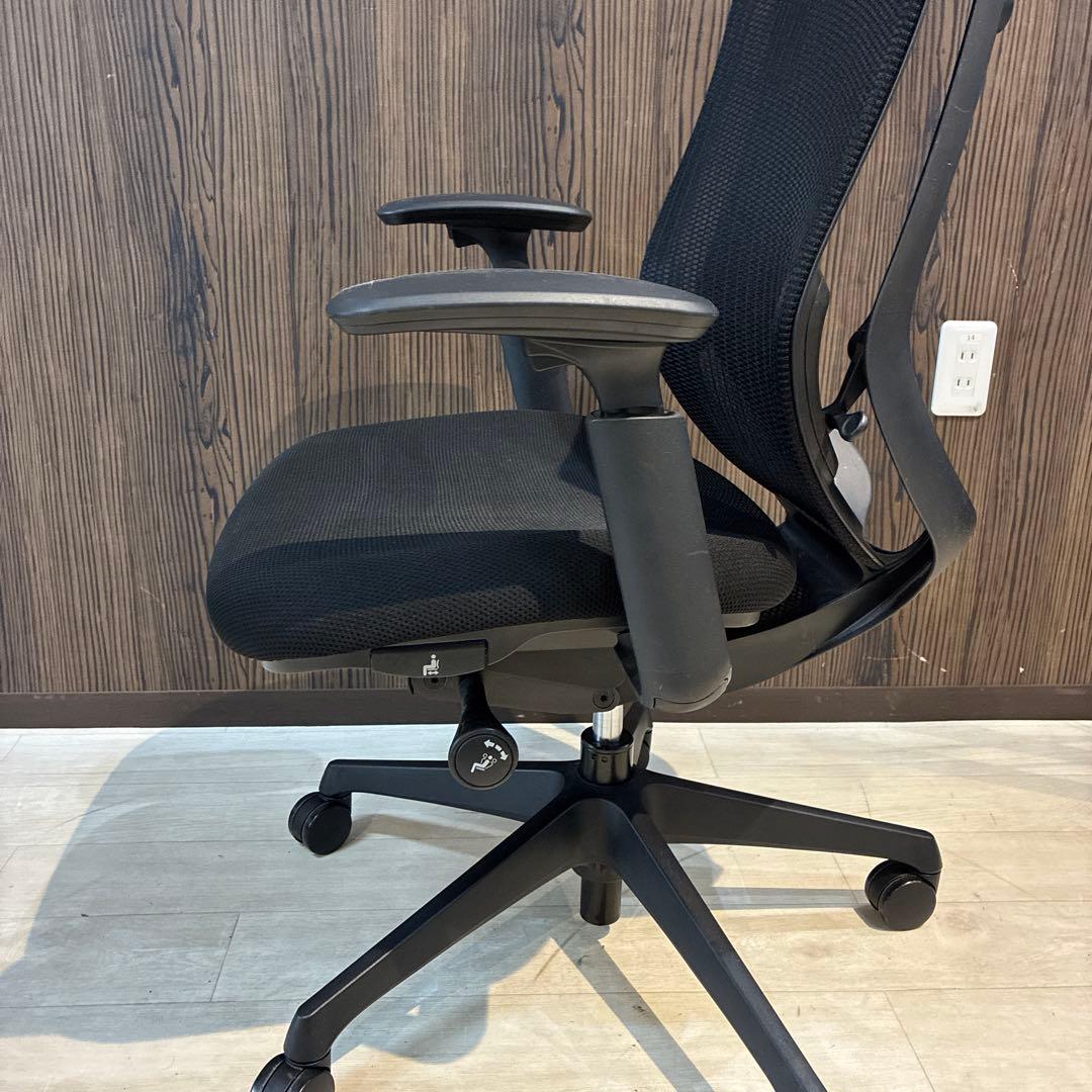 オカムラ　Sylphy(シルフィー)C686XR-FMP1 オフィスチェア