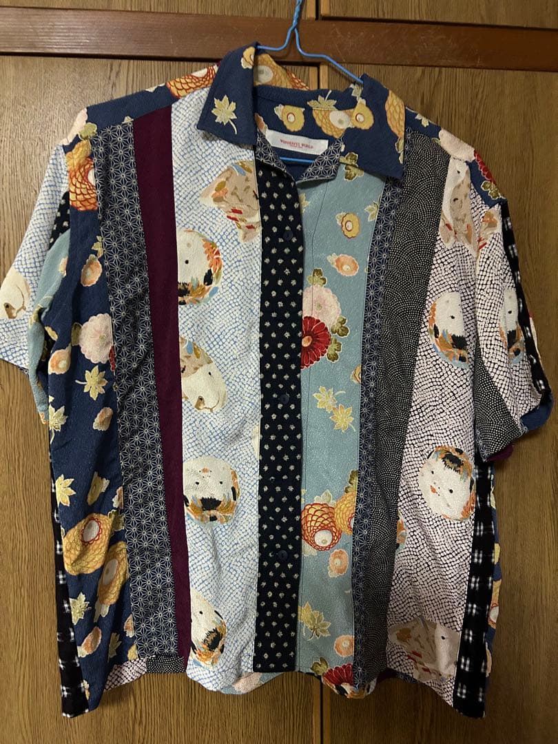 ワンダフルワールドの和柄シャツです。