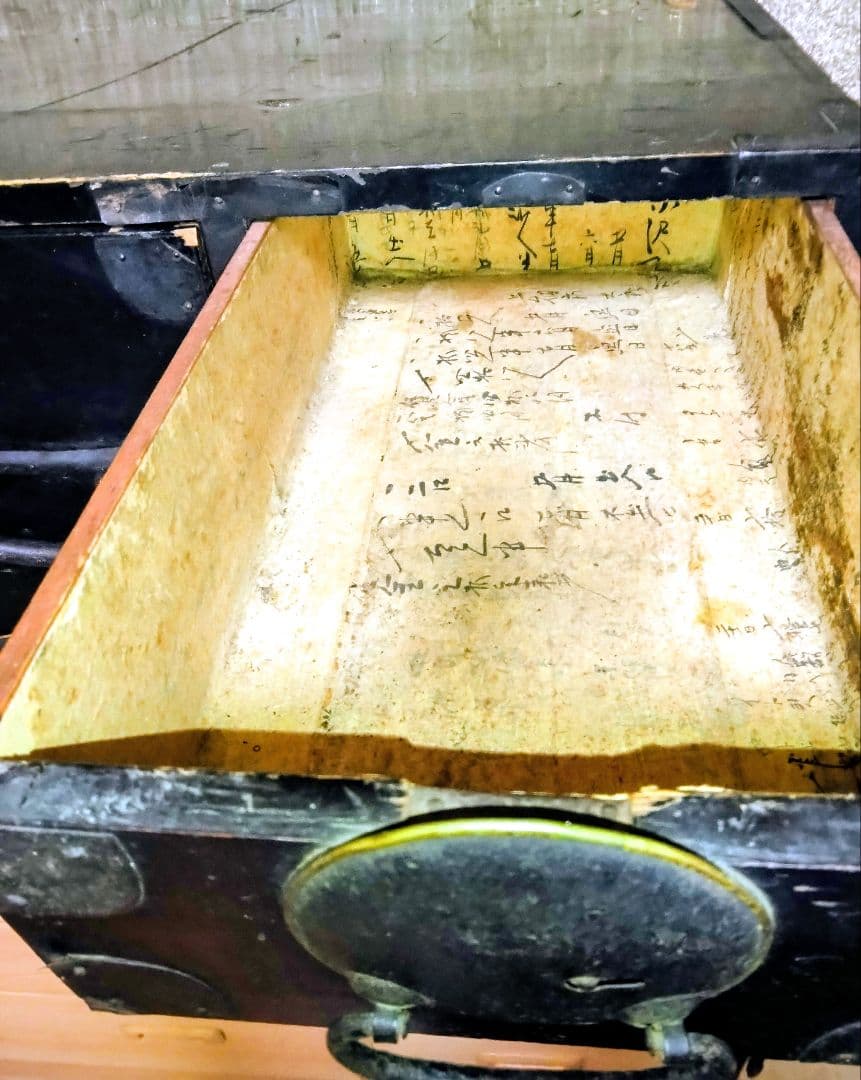 古い和箪笥骨董品箪笥アンティークチェスト収納