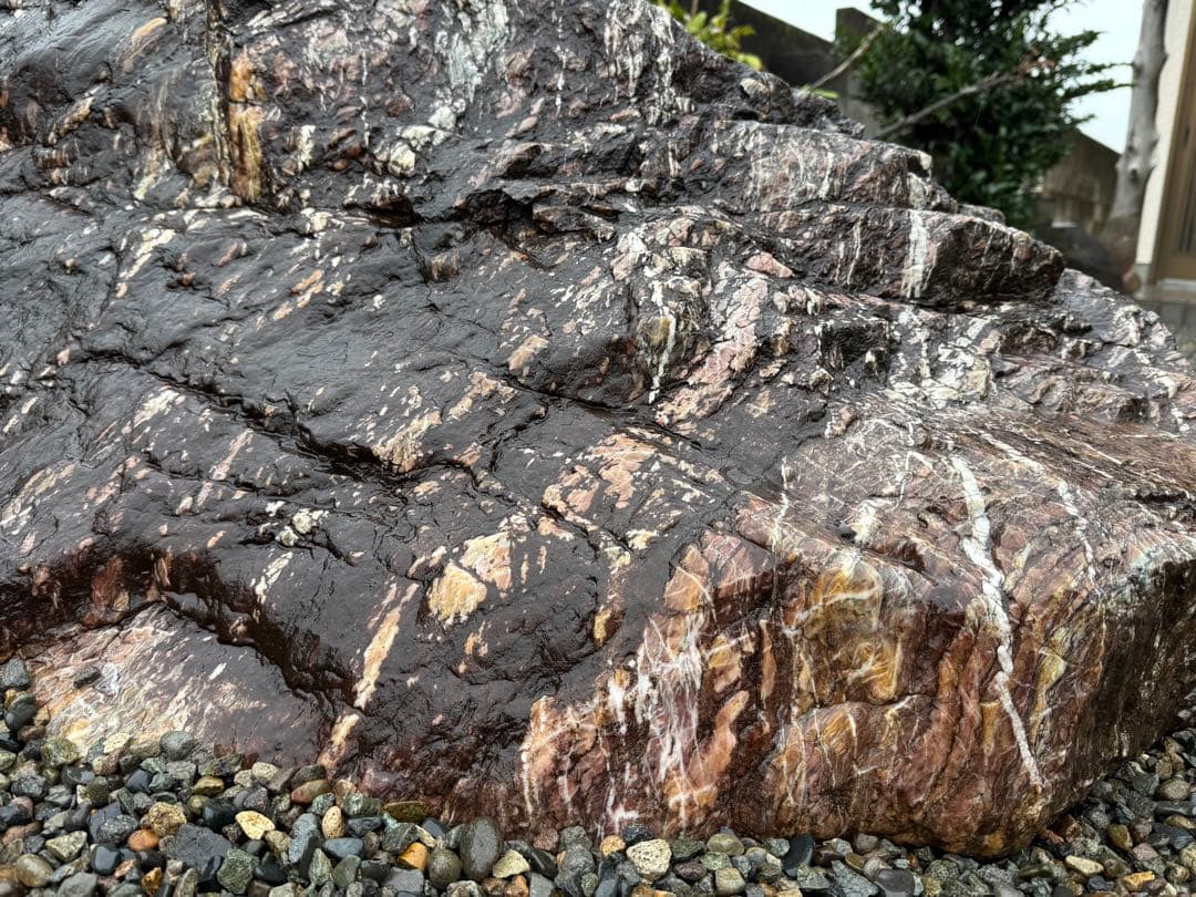 三波石(赤三波)