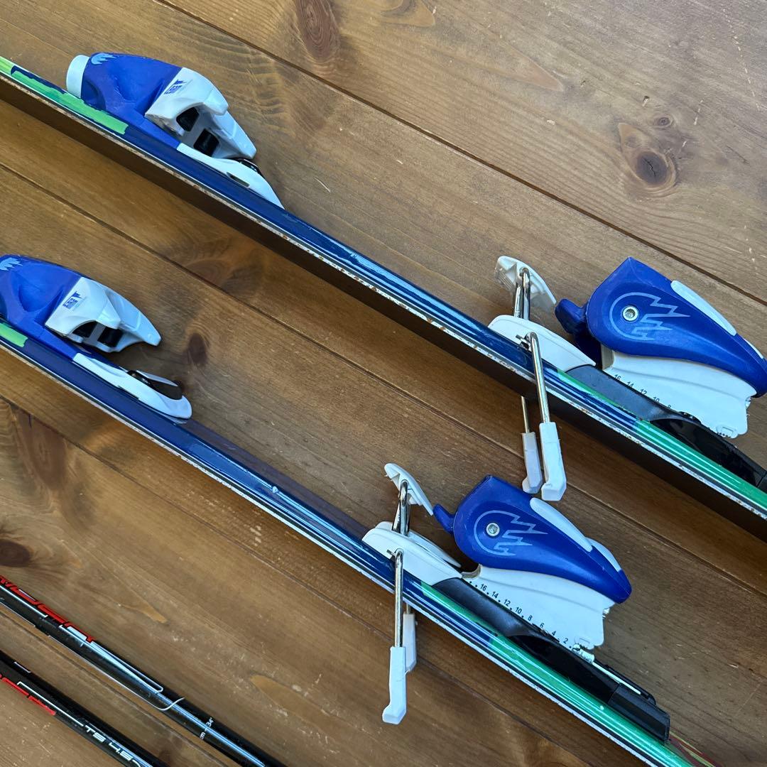 ジュニアスキー4点セット 板、ビンディング、ブーツ、ストック付き 19㎝ 20㎝