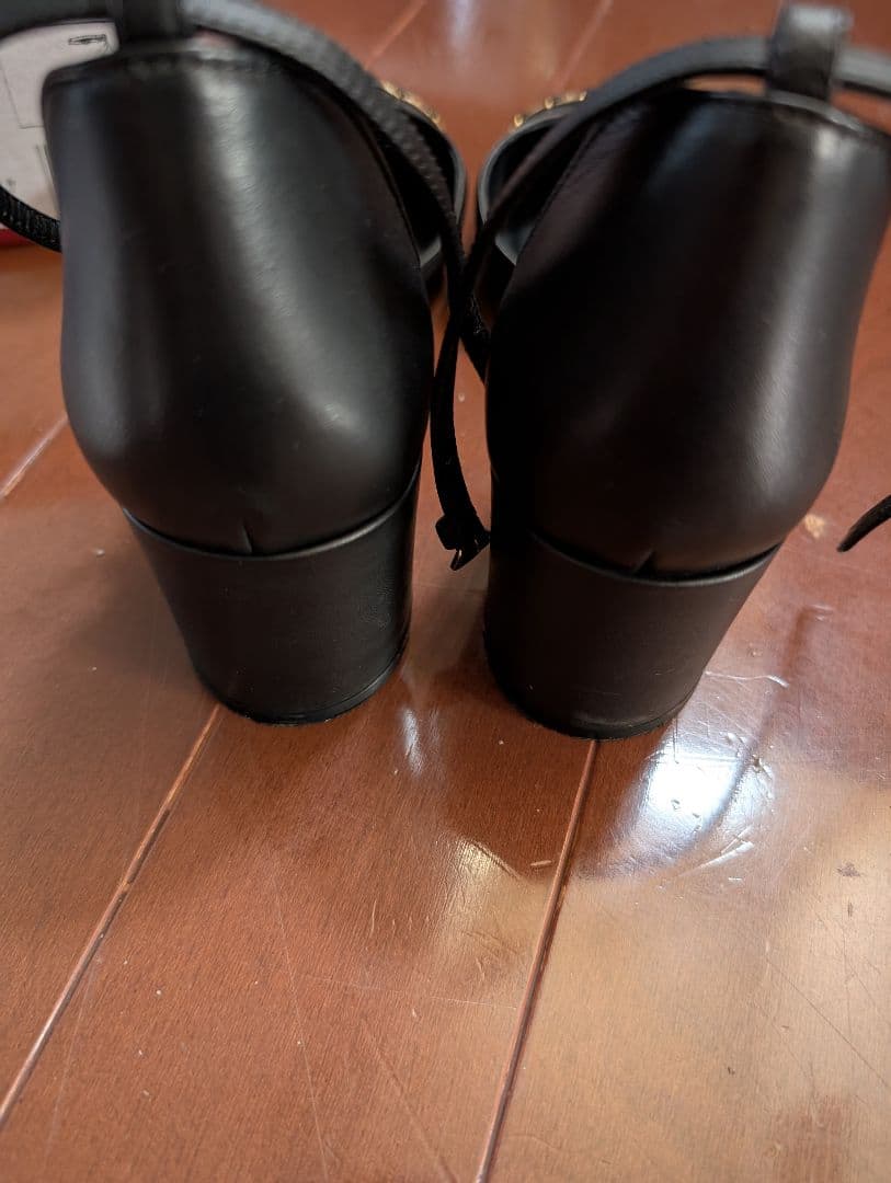 Salvatore Ferragamo パンプス