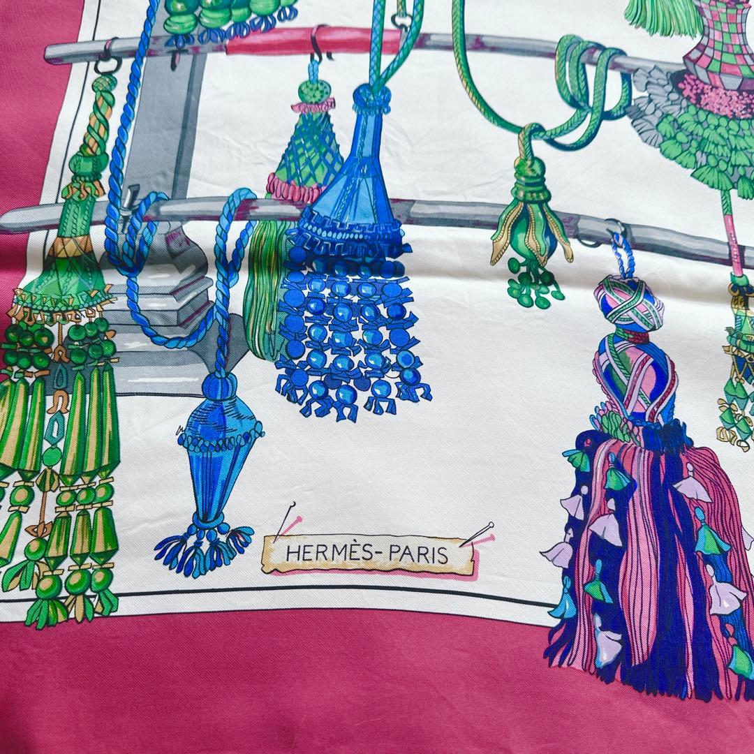 HERMÈS-PARIS エルメス　タッセルデザインスカーフ　結び方カード付き