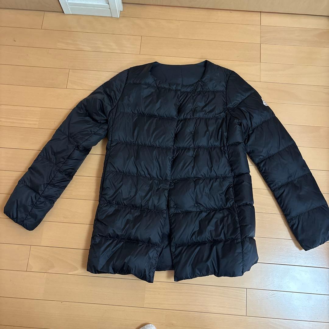 本日最終！PYRENEX ノーカラーライトダウンジャケット