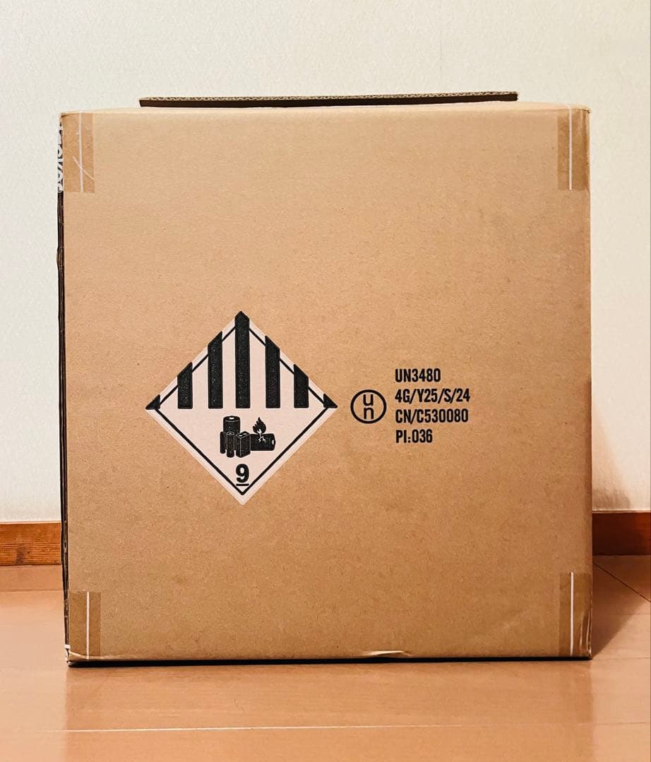 Jackery ポータブル電源　2000NEW JE-2000D