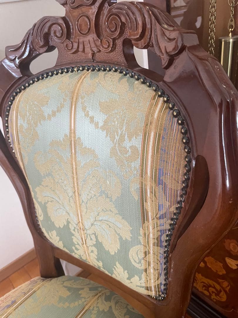 美品ダイニングチェア　猫脚椅子　一脚　イタリア製　1人用椅子　インテリア