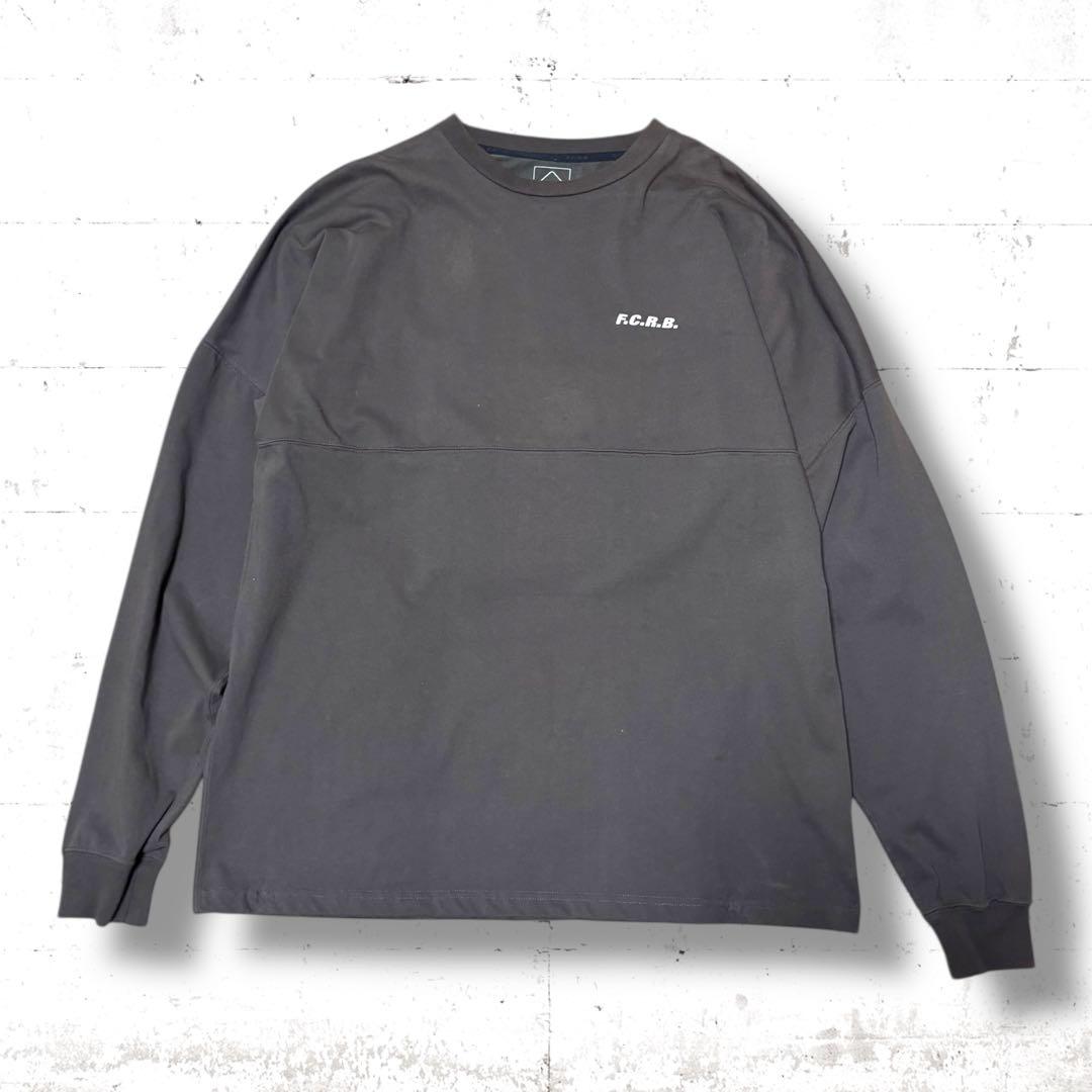 F.C.REAL.BRISTOL オーバーサイズ　ロンT カットソー　ビッグロゴ