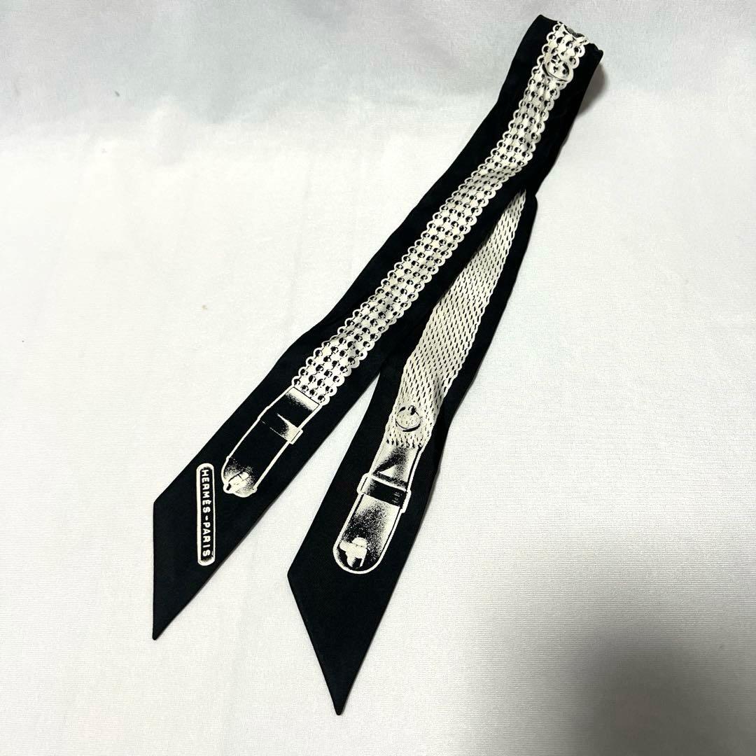 HERMES エルメス　ツイリー スカーフ　トレゾール ドゥ メドール　ブラック