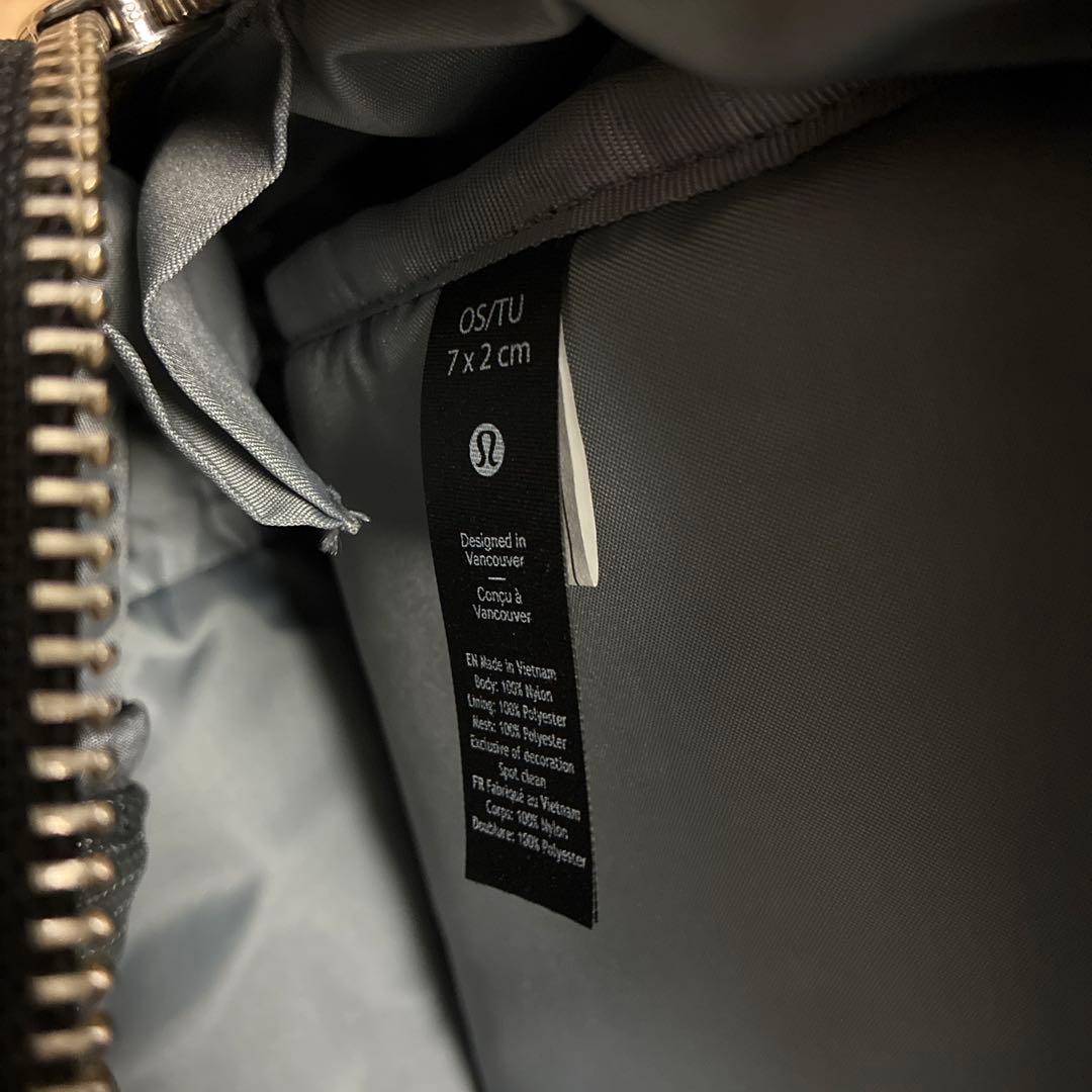 Lululemon ブラック ボストンバッグ