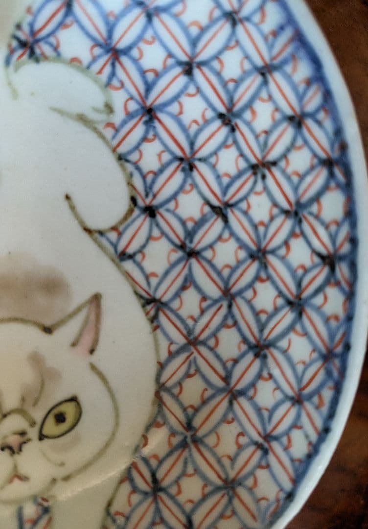 松浦コータローさん　猫デザインの鉢