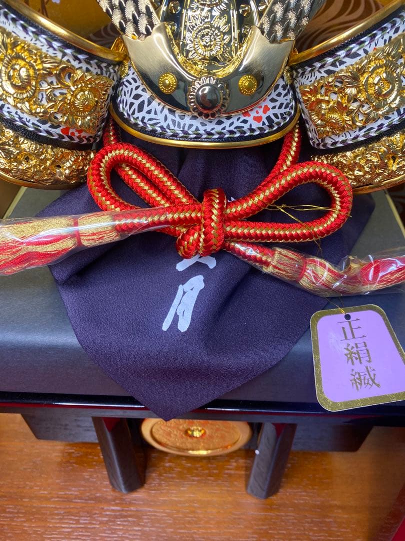 東京久月　五月人形　家紋付き兜飾り平飾りセット　正絹糸