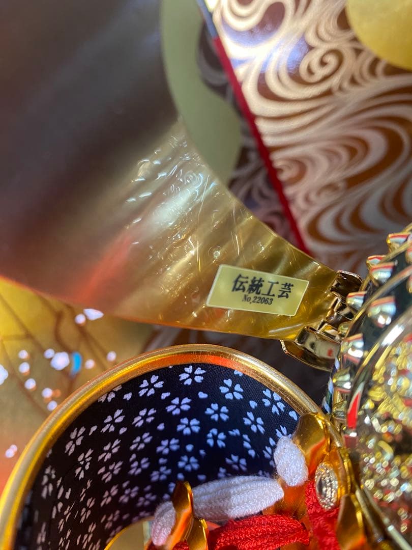 東京久月　五月人形　家紋付き兜飾り平飾りセット　正絹糸