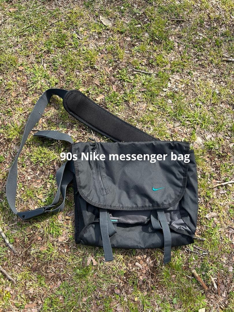 90's Nike メッセンジャーバッグ　y2k テック系