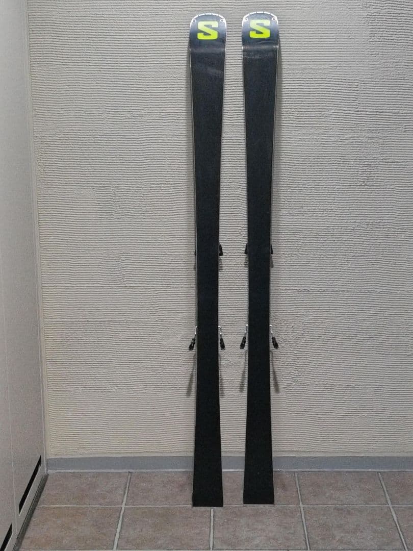 【超美品】Salomon S MAX 12 スキー板バインディング付き