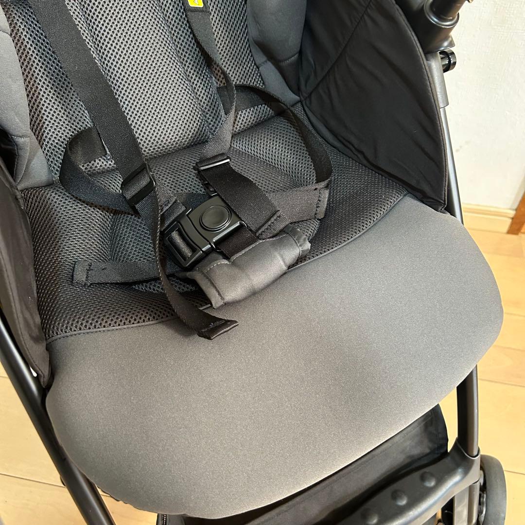 【美品】人気モデル アップリカ カルーン エアー メッシュAB 超軽量