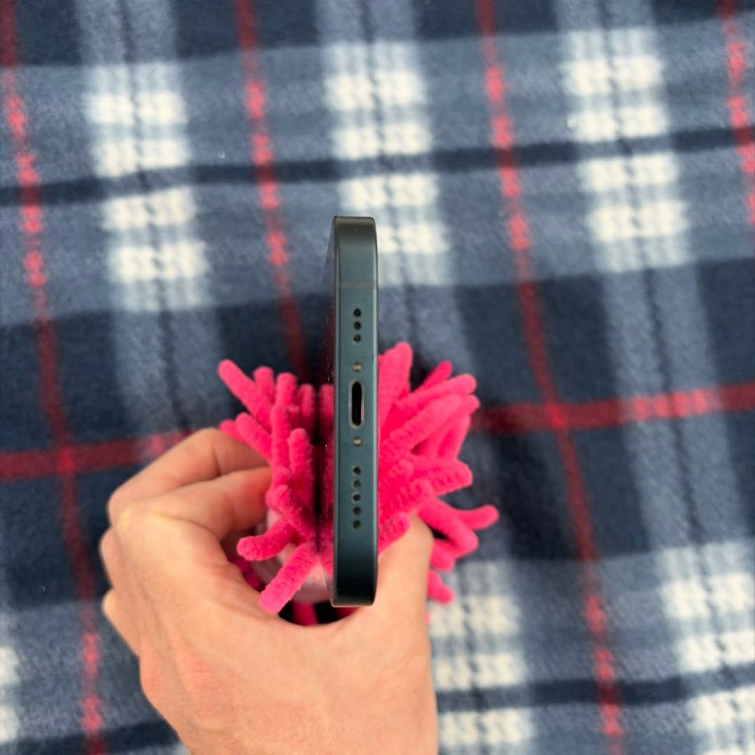 Apple iPhone 13 ミッドナイト 本体　SIMフリー