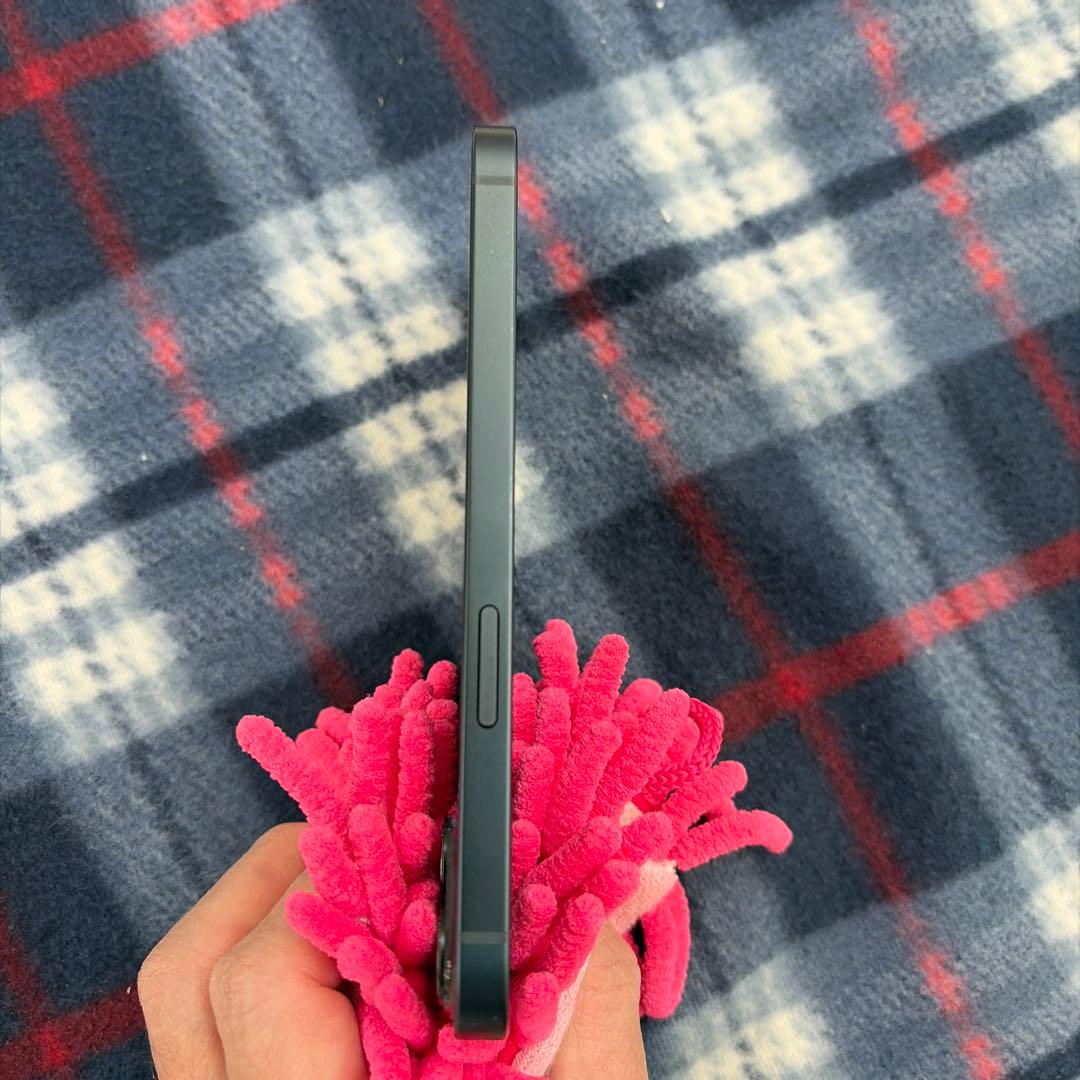 Apple iPhone 13 ミッドナイト 本体　SIMフリー