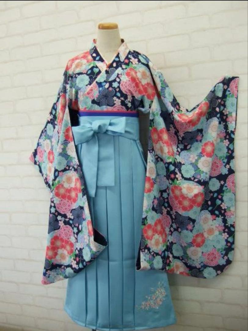 キャサリンコテージ着物と帯と袴　150cm 半襦袢　髪飾りのセット