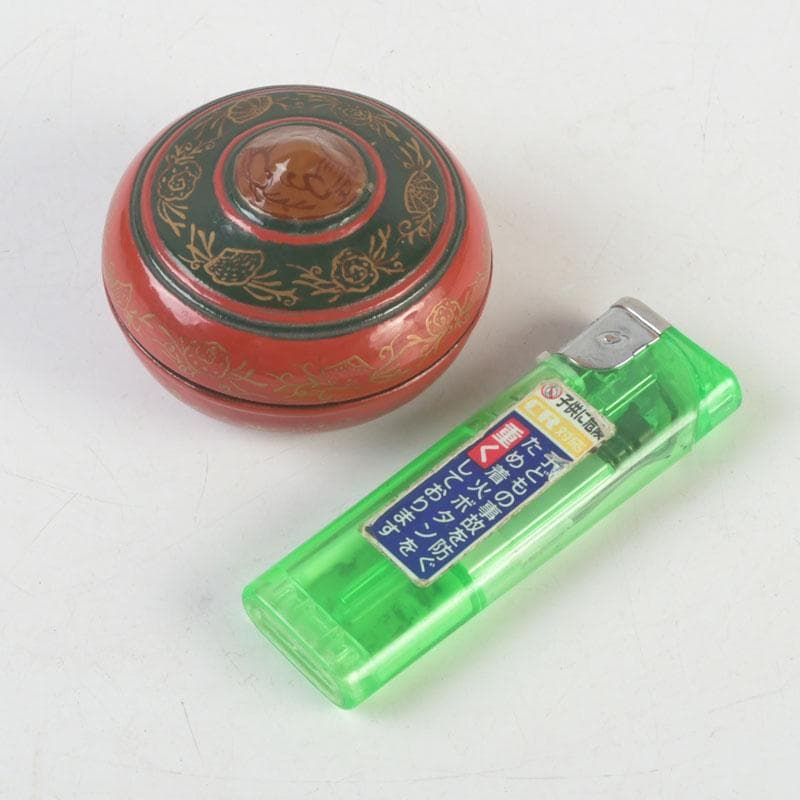 茶道具　朱塗　貝蒔絵　香合　仕覆付　朱書花押あり　V　9854