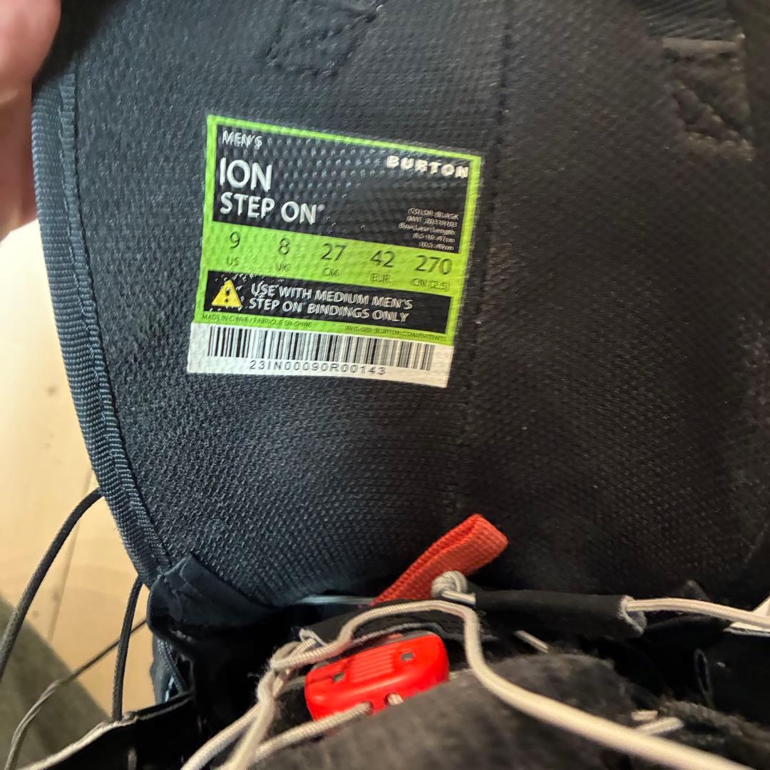 Burton step on ion 27 cmブーツ　GENESIS最適