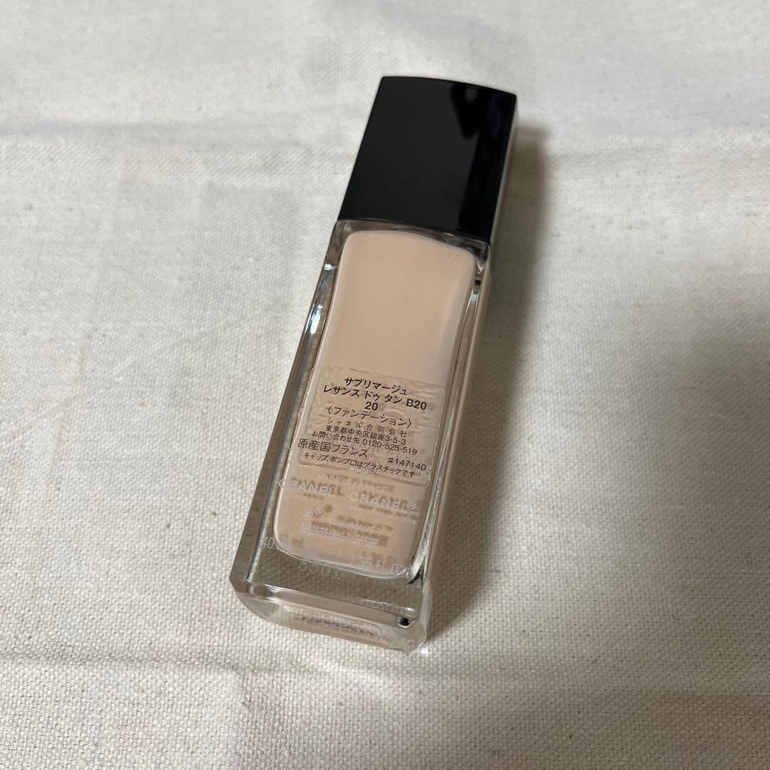 シャネル　サブリマージュ　レサンス　ドゥ　タン　B20