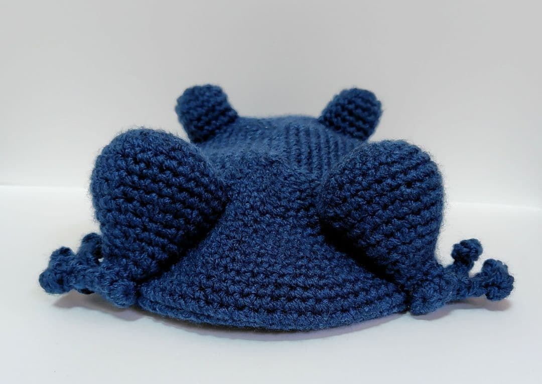 幸せを呼ぶ青いかえるのがま口ショルダーポーチ（口金 約12.5cm）