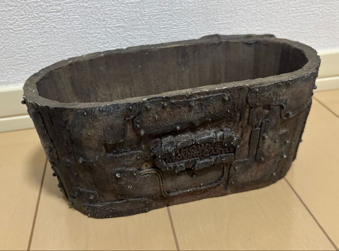 ジブリ　ガーデニングプランター　ハウルの動く城　城の高原