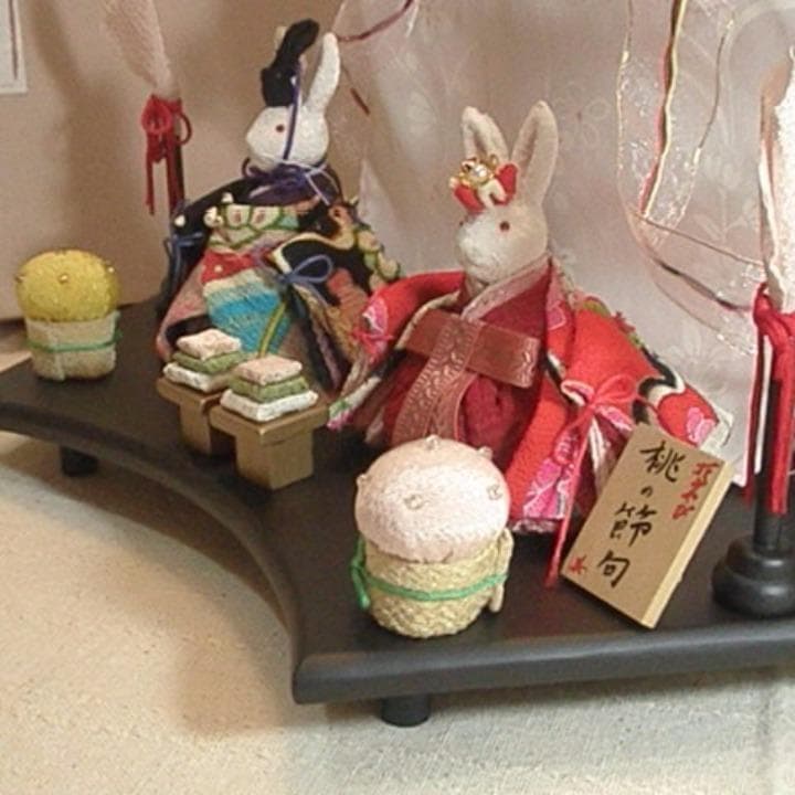 兎のちりめん雛　オルゴール付き