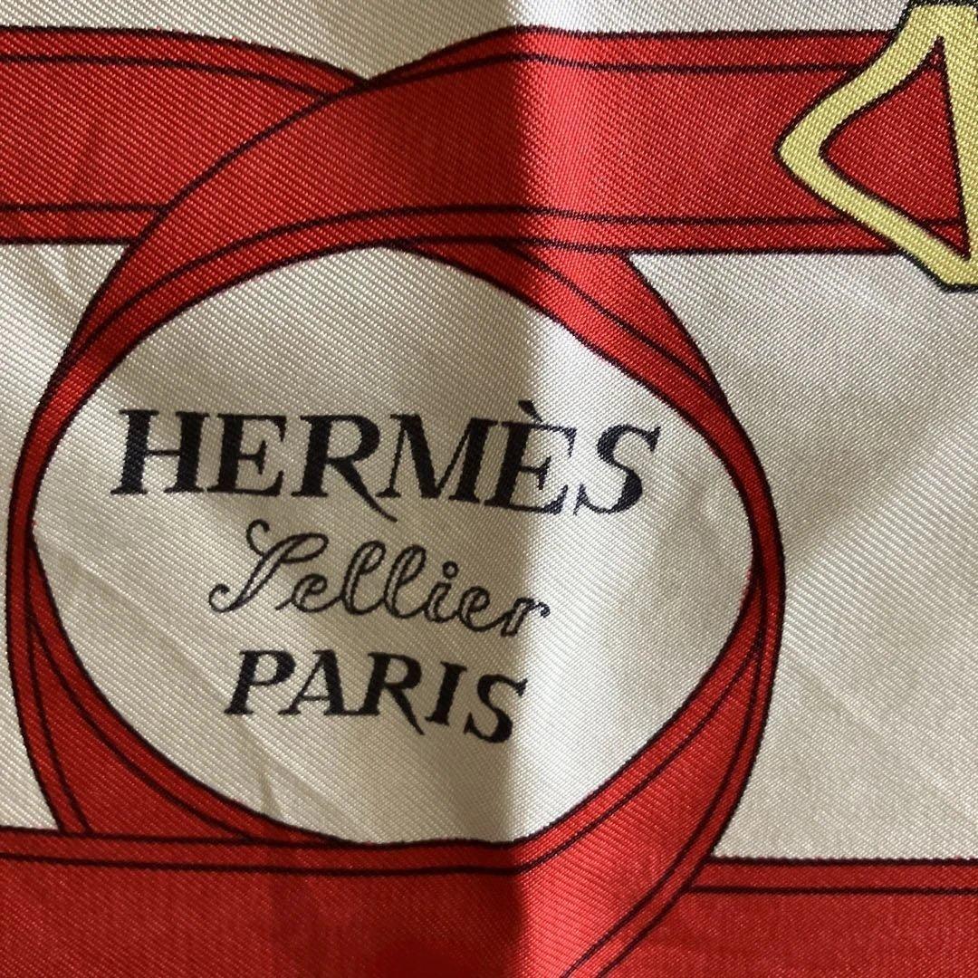 HERMÈS カレ90 黄金の拍車