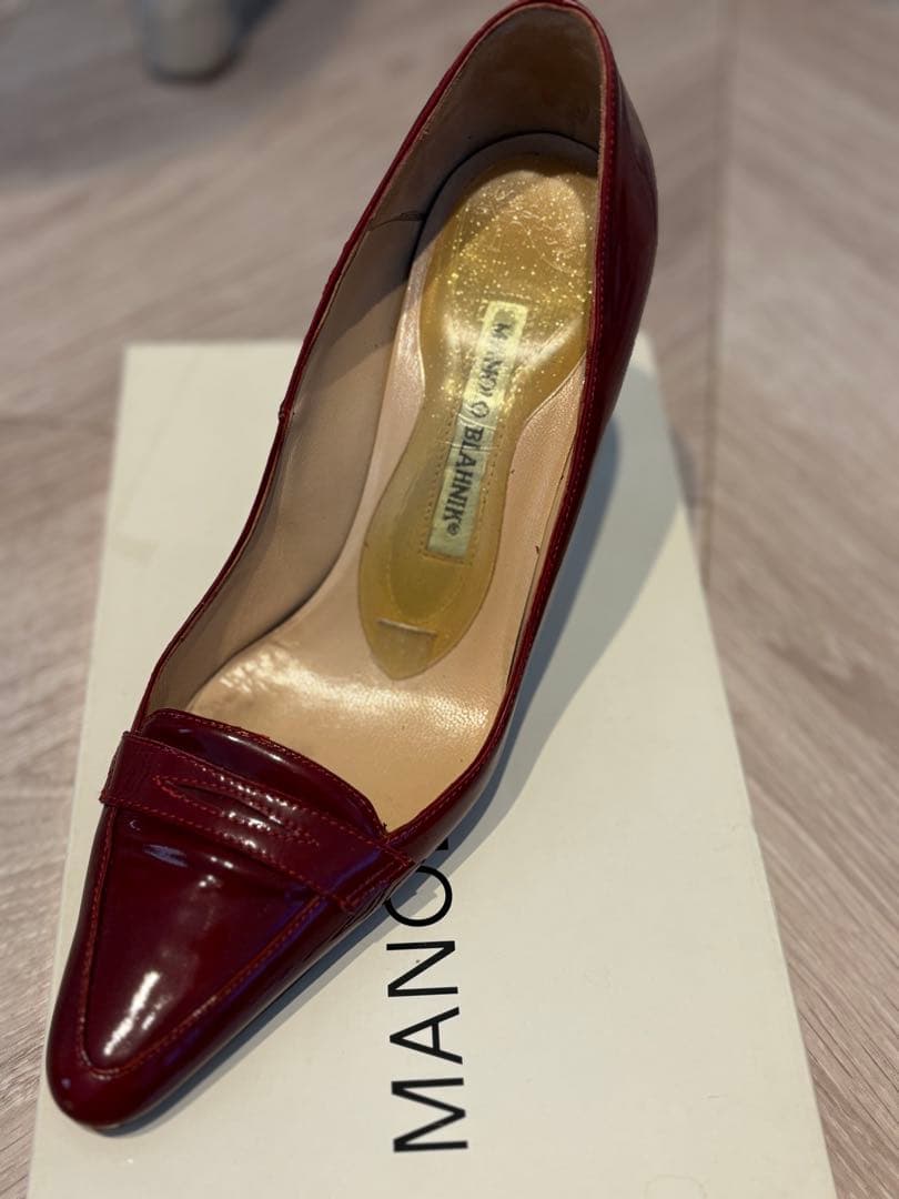 売り切り！MANOLO BLAHNIK バーガンディ ハイヒール