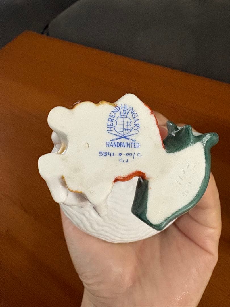 Herend ヘレンドフィギュリン 陶器人形少女と猫