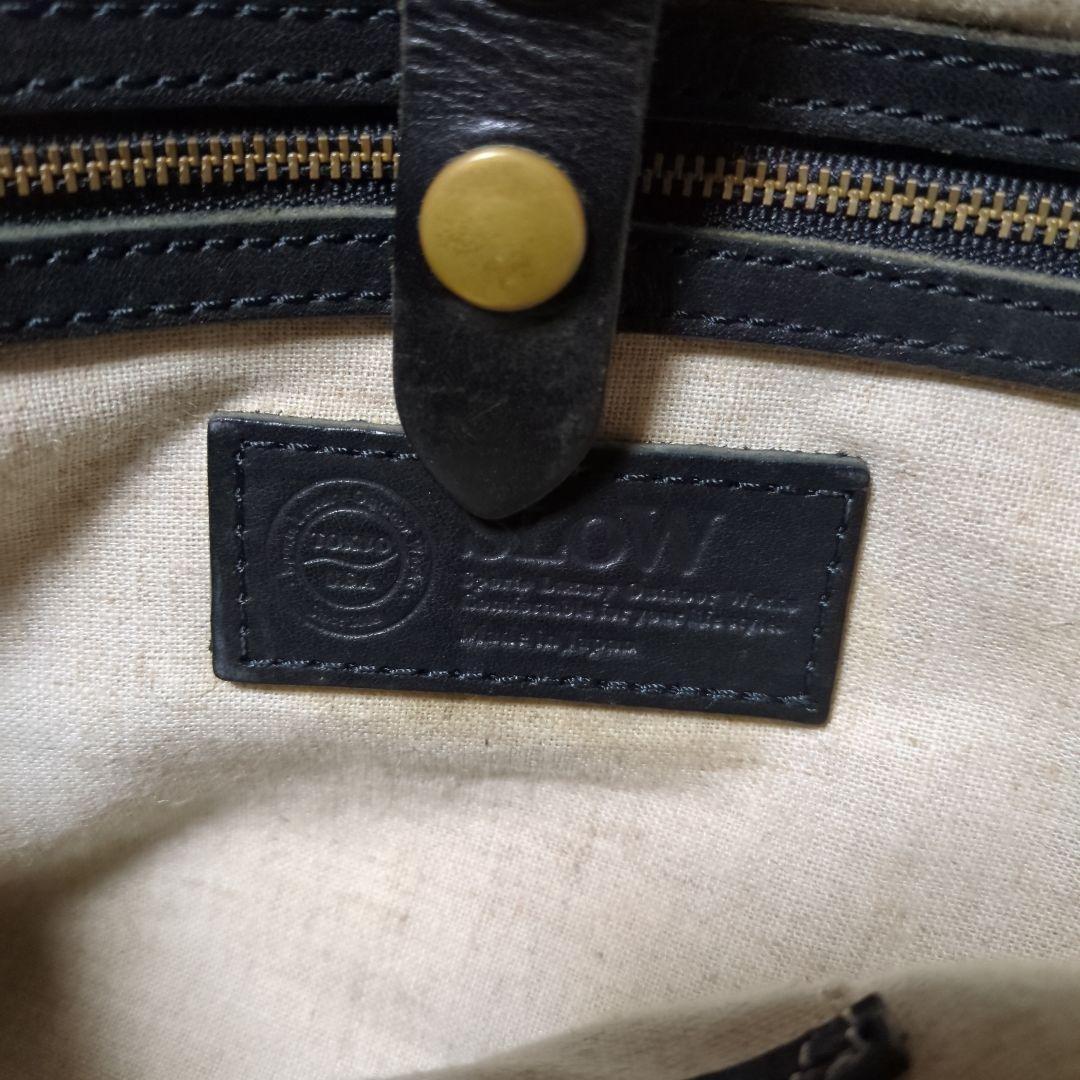 美品 SLOW レザーショルダーバッグ　メッセンジャーバッグ　ブラック