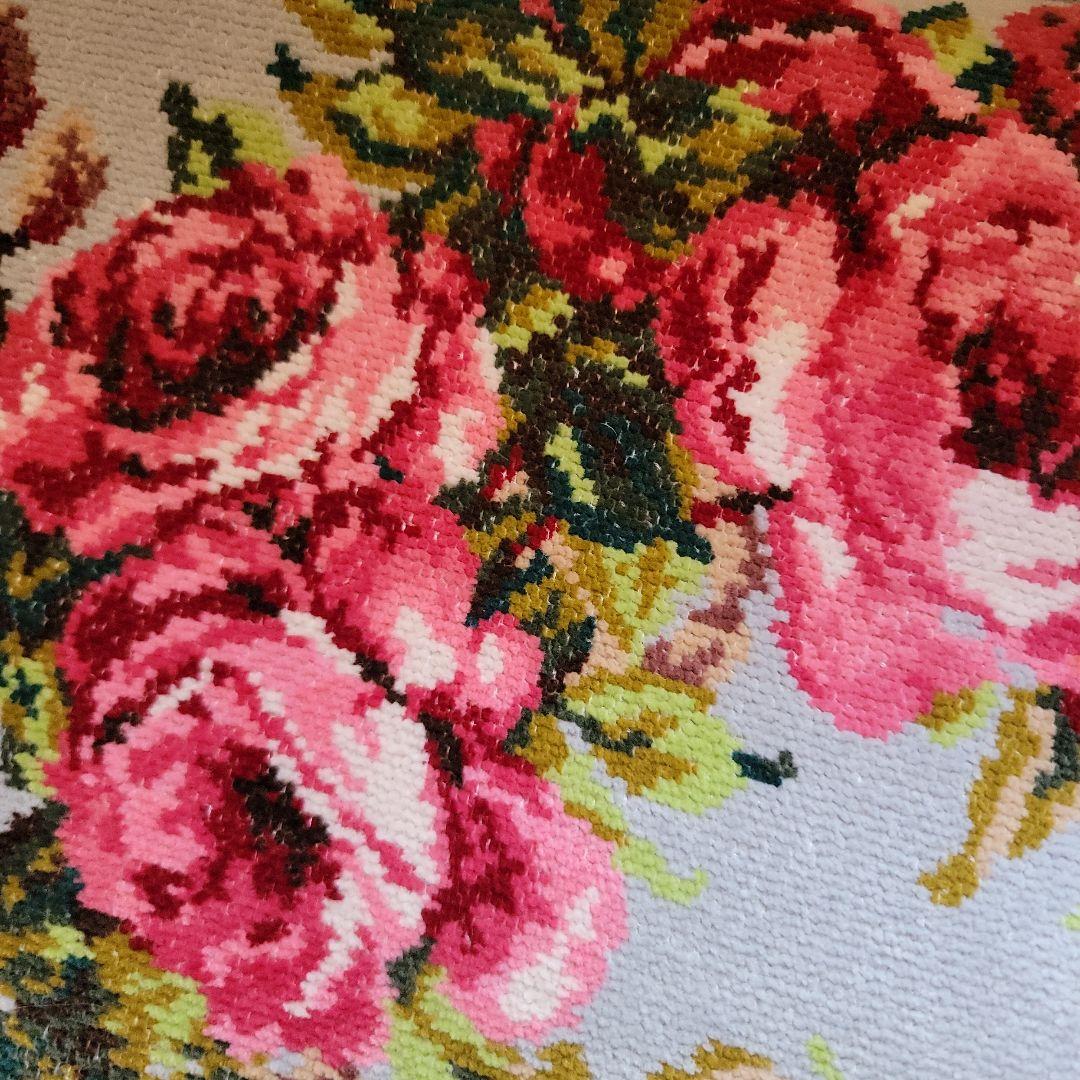 フェイラー　ローズ柄ジェルクッション厚型　座布団　40cm角