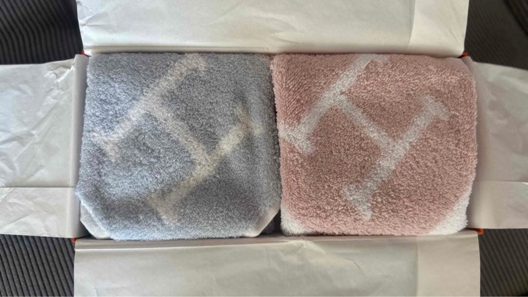 エルメス　H柄 アヴァロン　ハンドタオル　ピンク&ブルー二枚セット